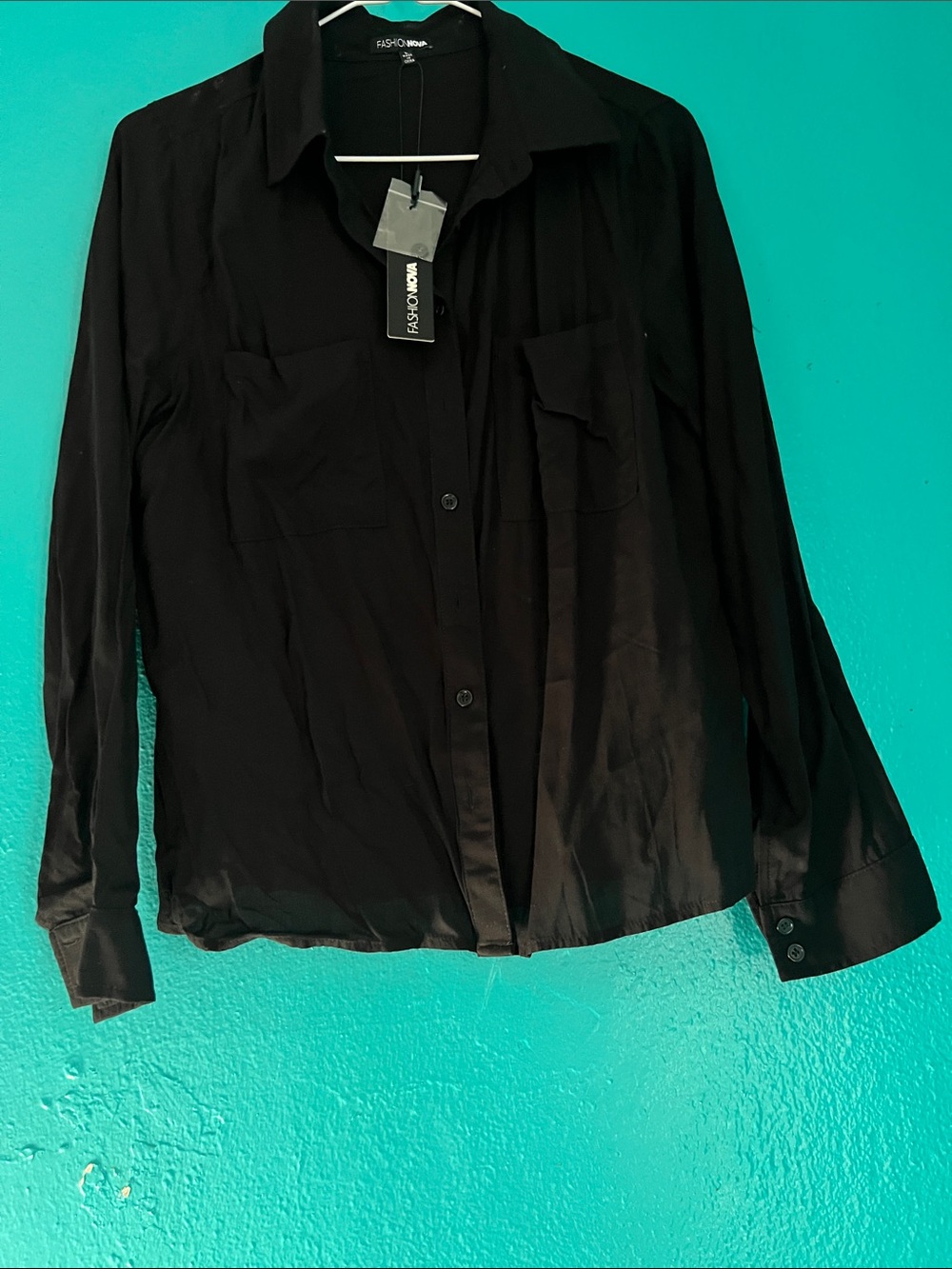 Fashion Nova Black Long-Sleeve Button Shirt Large